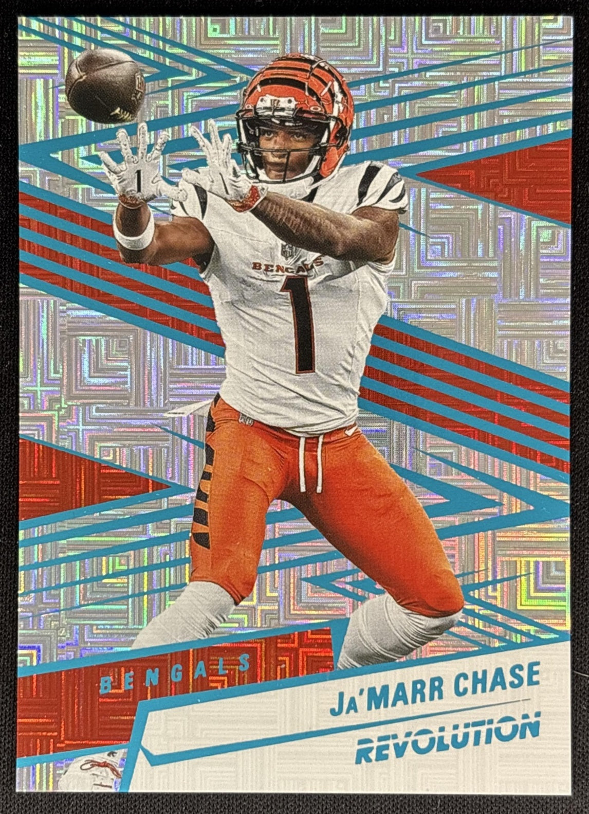 Ja'Marr Chase 2025 Panini Revolution Teal Levels /499 Bengals Sports Trading Cards