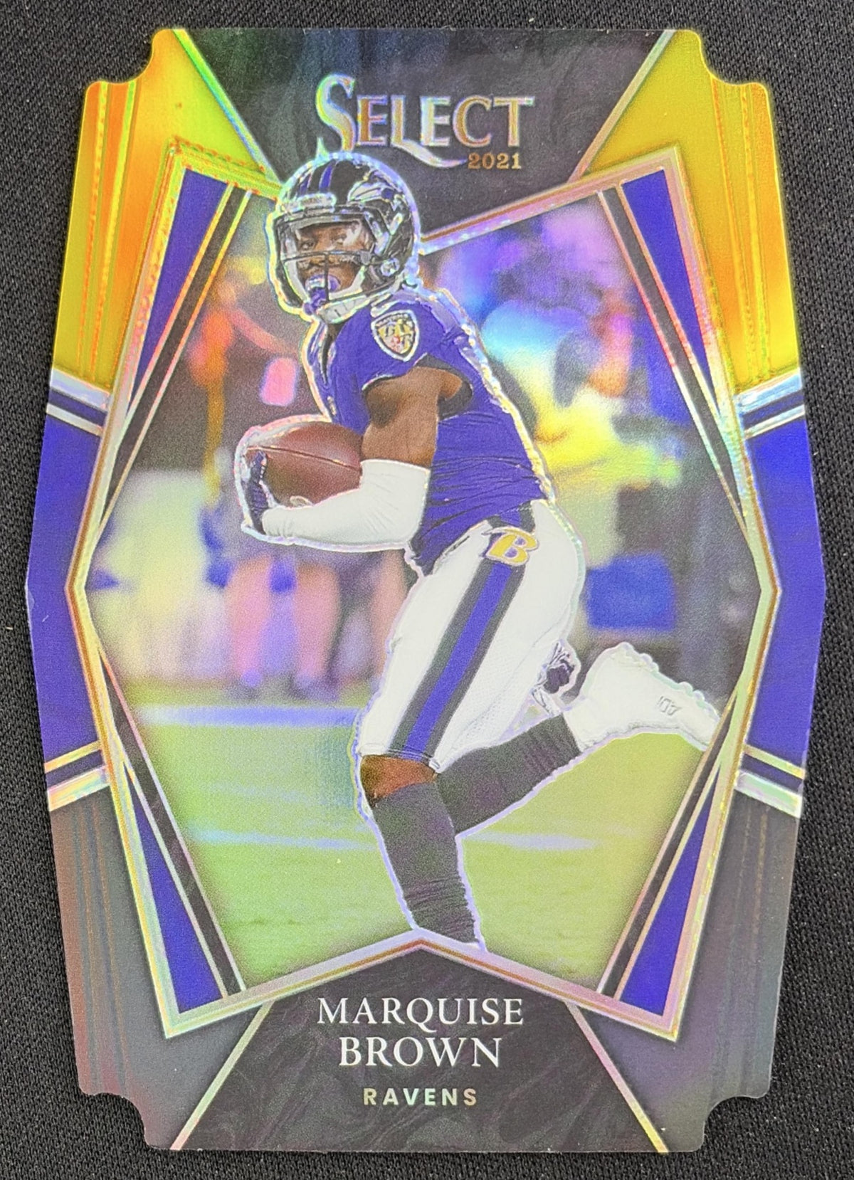 Marquise Brown 2021 Panini Select Black and Gold Prizm Die Cut Ravens - Front
