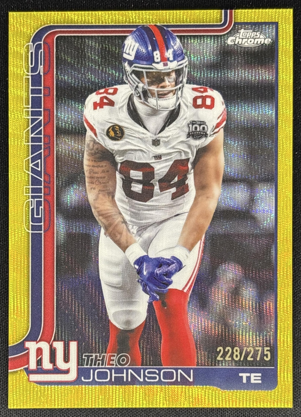 Theo Johnson 2025 Topps Chrome Yellow Wave Refractor /275 Giants Default Title Sports Trading Card