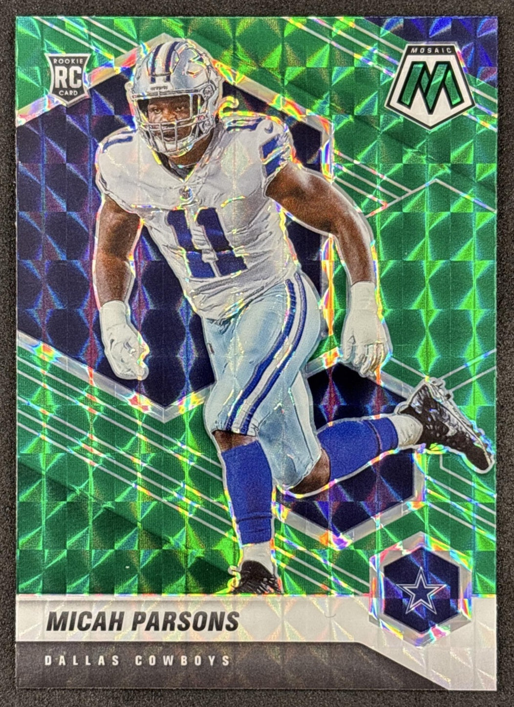Micah Parsons 2021 Panini Mosaic Prizm Green Cowboys front