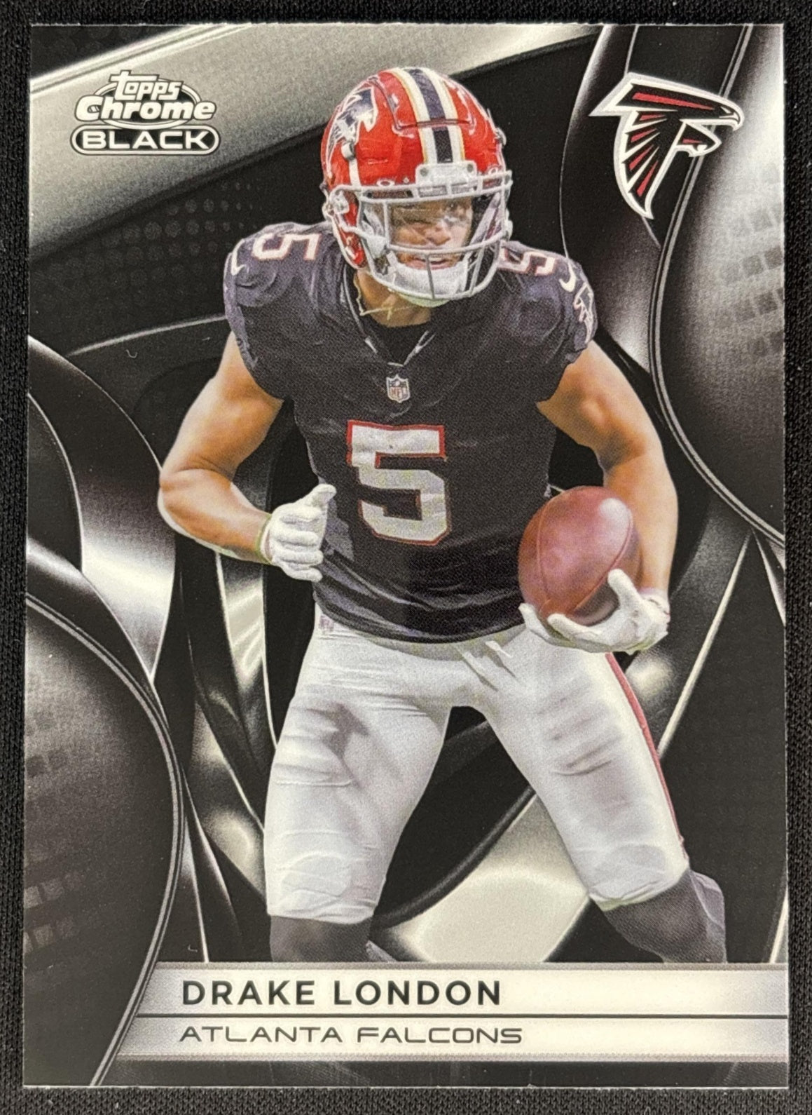 Drake London 2025 Topps Chrome Black Falcons