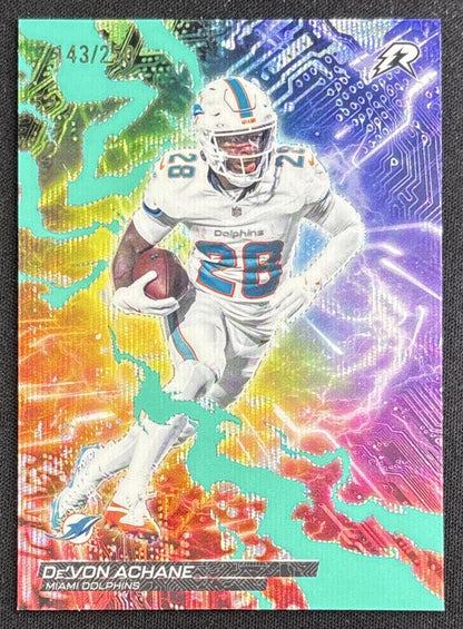 De'Von Achane 2025 Topps Resurgence Circuit Breakers Aqua Surge Refractor /250 Dolphins front