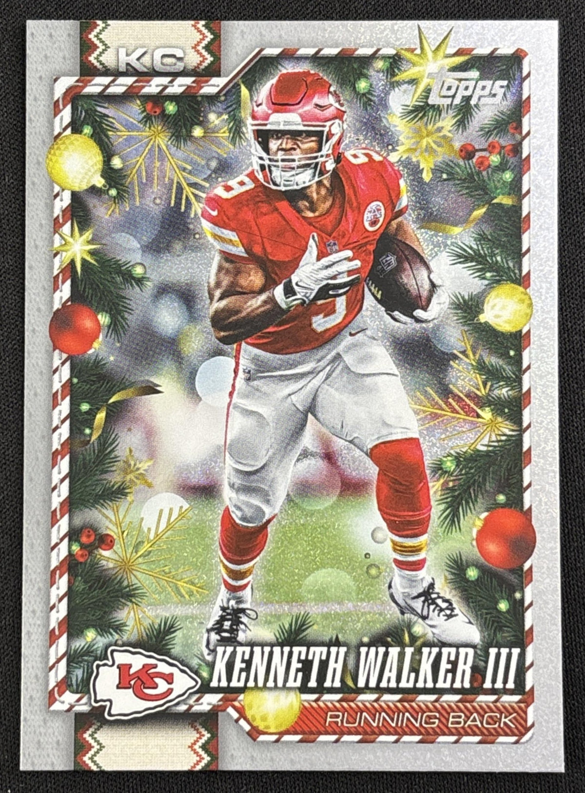 Kenneth Walker III 2026 Topps Holiday Glitter Chiefs