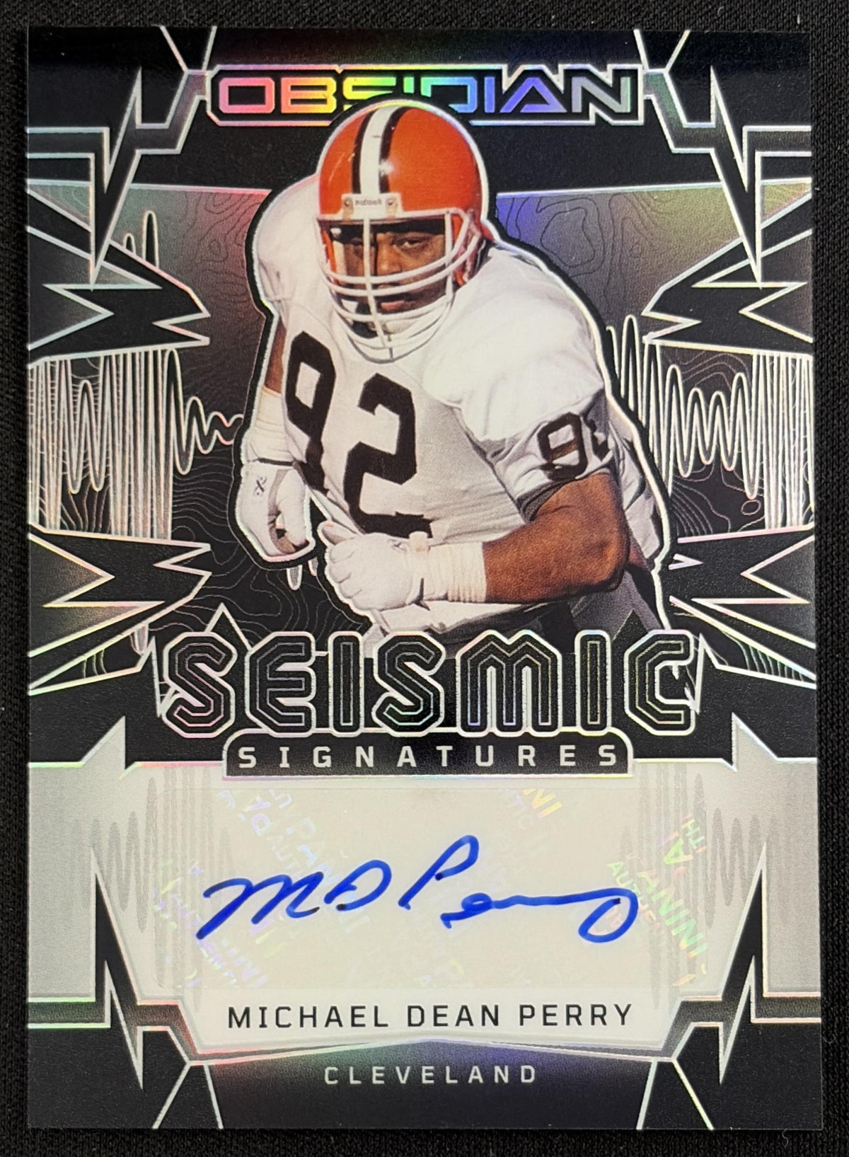 Michael Dean Perry 2026 Panini Obsidian Seismic Signatures Browns