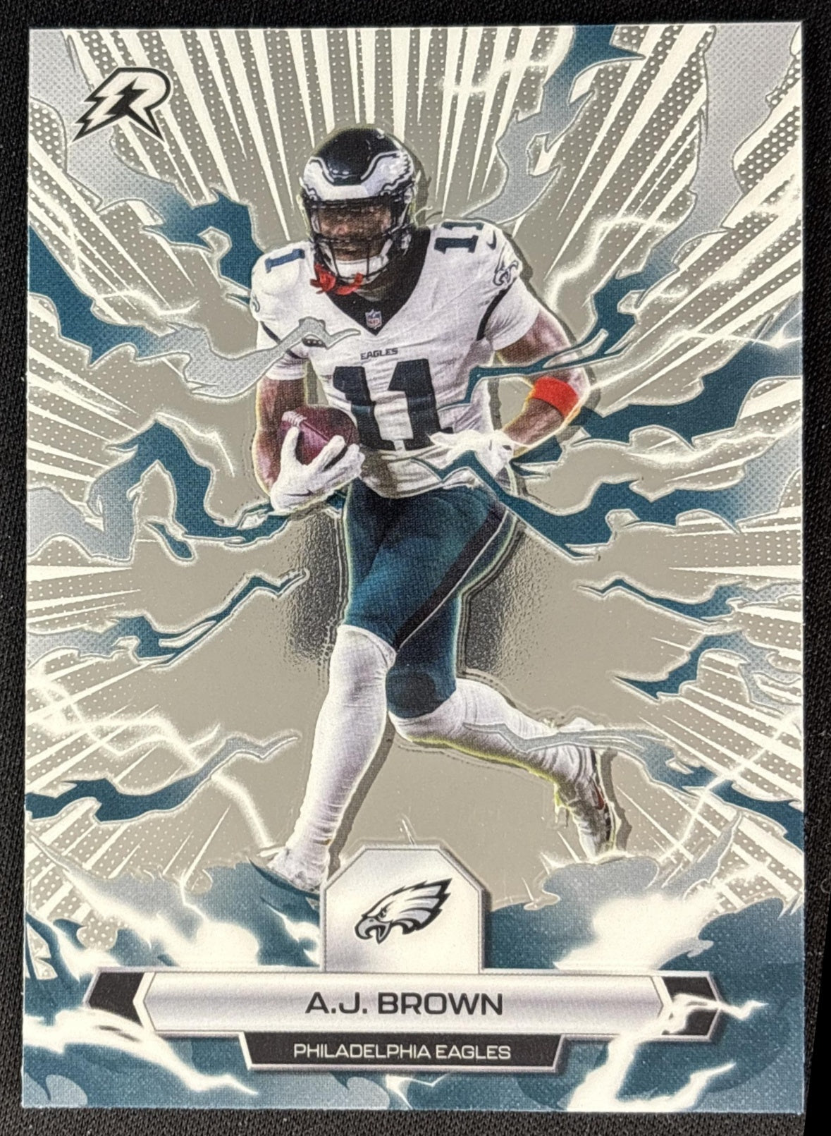 A.J. Brown 2025 Topps Resurgence Eagles Philadelphia Eagles front