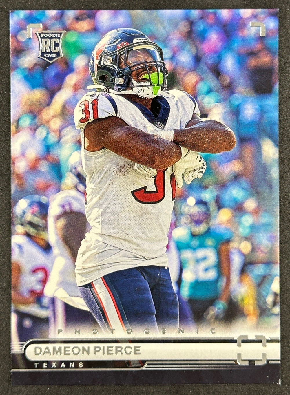Dameon Pierce 2022 Chronicles Photogenic Texans Eagles Sports Trading Card
