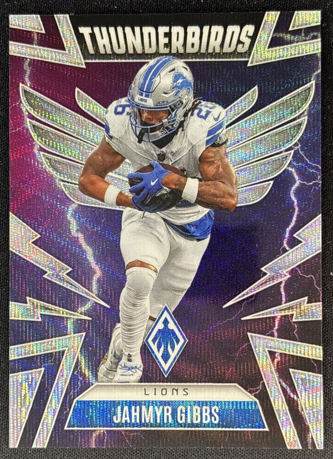 Jahmyr Gibbs 2025 Panini Phoenix Thunderbirds Wave Prizm /299 Lions Sports Trading Card