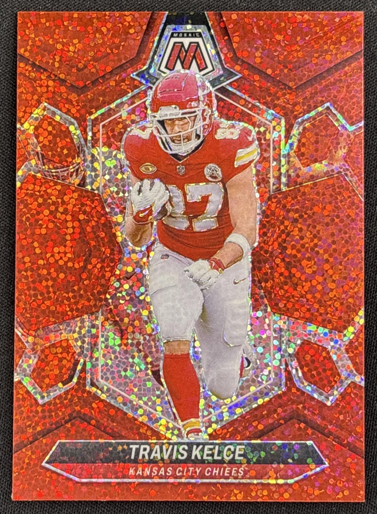 Travis Kelce 2024 Panini Mosaic Red Sparkle Prizm Chiefs