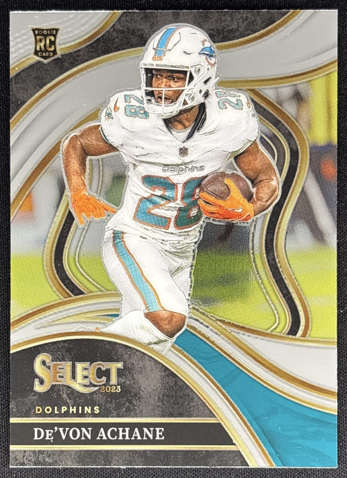 De'Von Achane 2023 Panini Select Dolphins Sports Trading Cards