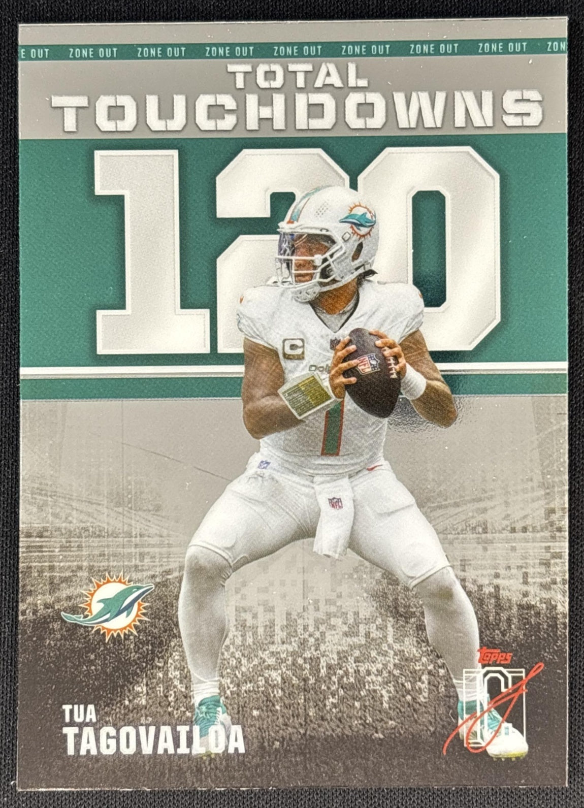 Tua Tagovailoa 2025 Topps Signature Class Zone Out Dolphins