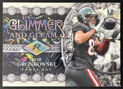 Rob Gronkowski 2024 Topps Resurgence Glimmer and Gleam Buccaneers