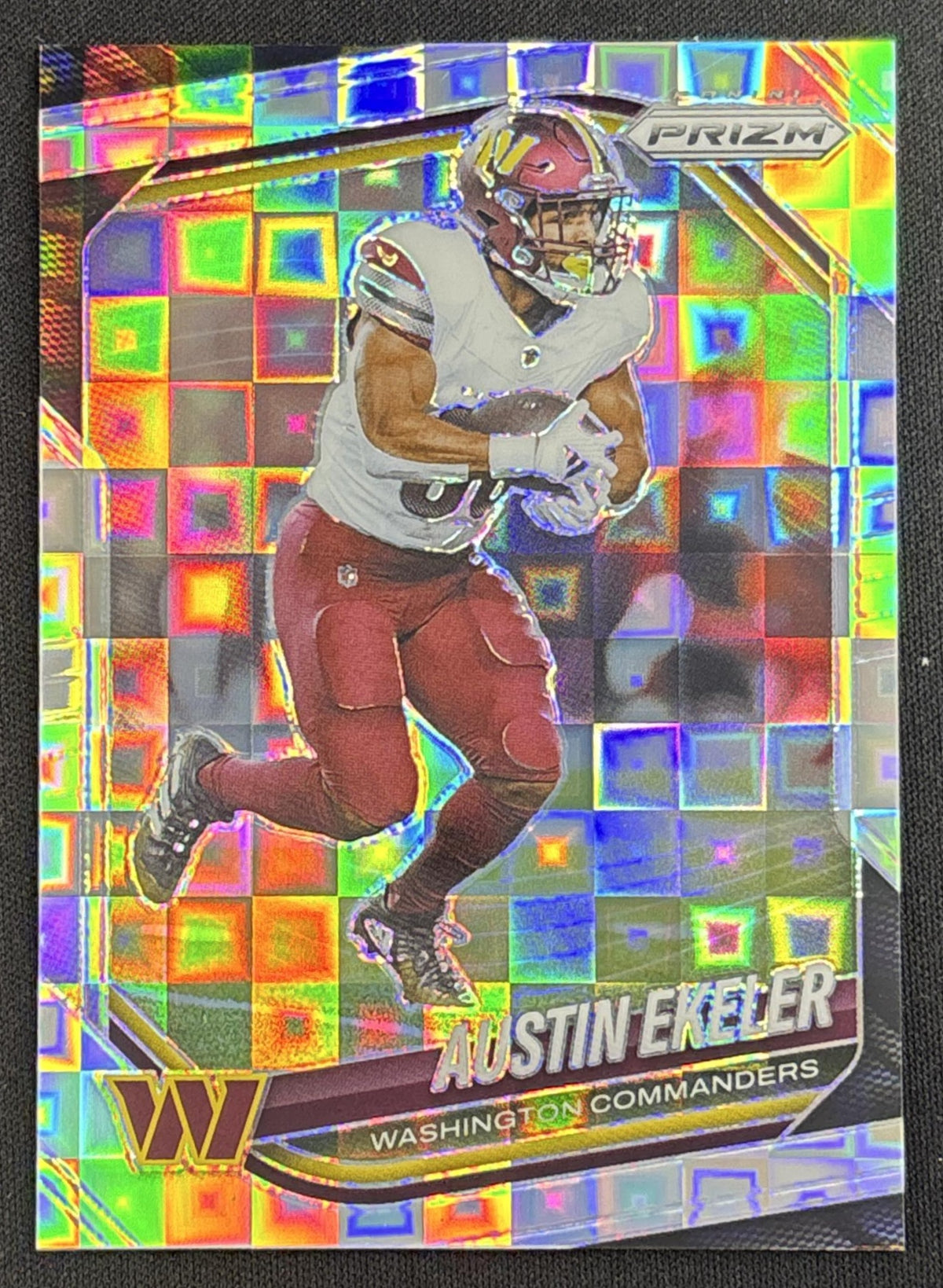 Austin Ekeler 2025 Panini Prizm Pandora /400 Commanders