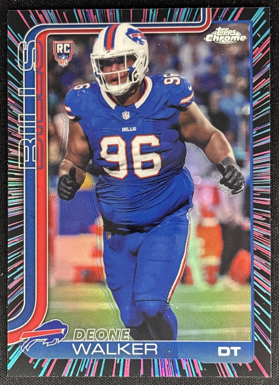 Deone Walker 2025 Topps Chrome Rookie Neon Pulse Refractor
