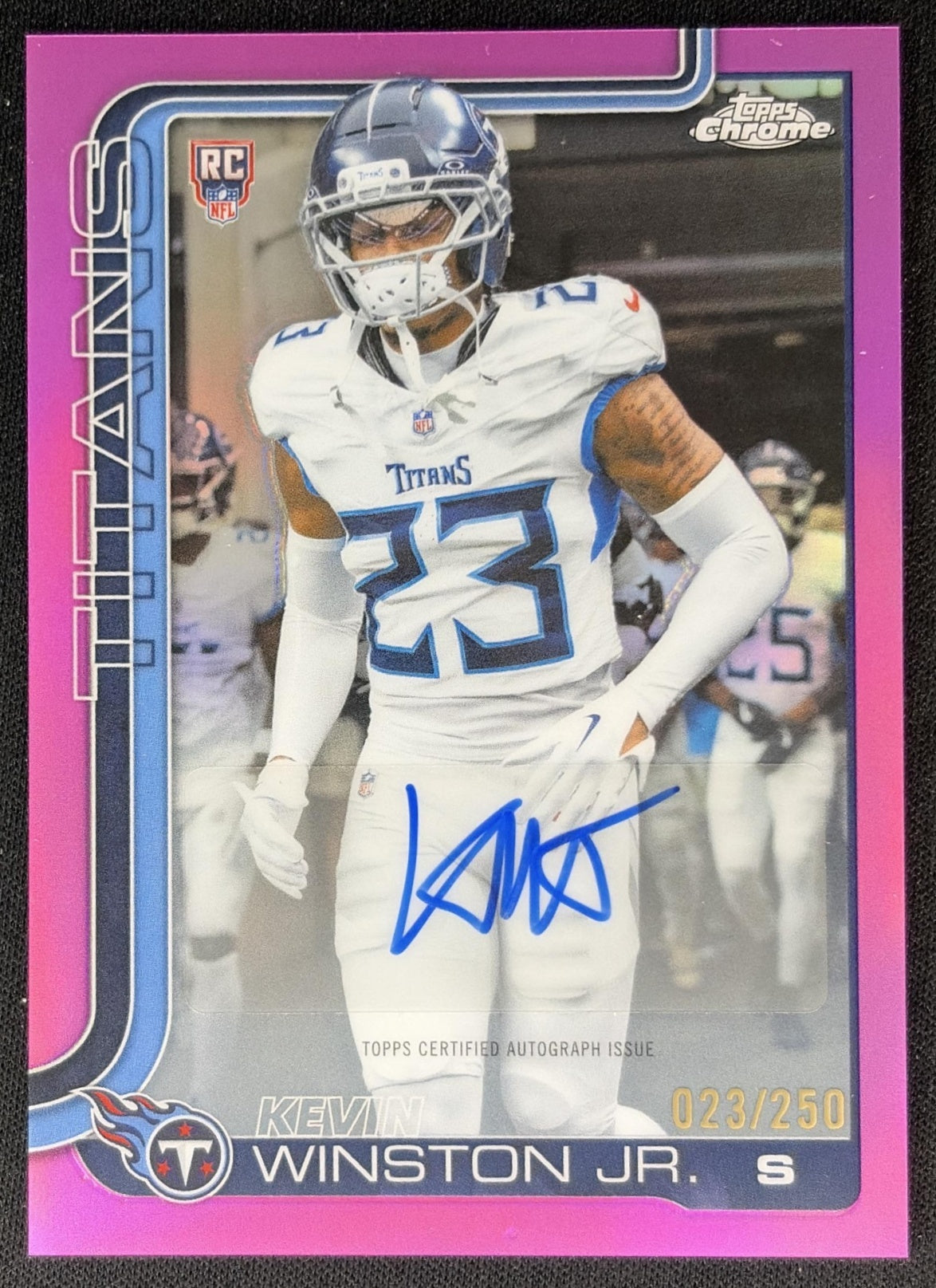 Kevin Winston Jr. 2025 Topps Chrome Rookie Auto Pink Refractor /250 Titans front