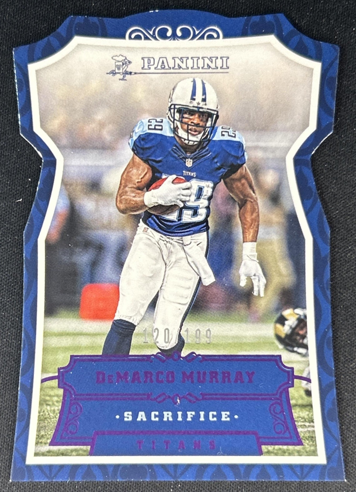 DeMarco Murray 2016 Panini Sacrifice Die Cuts /199 Titans front