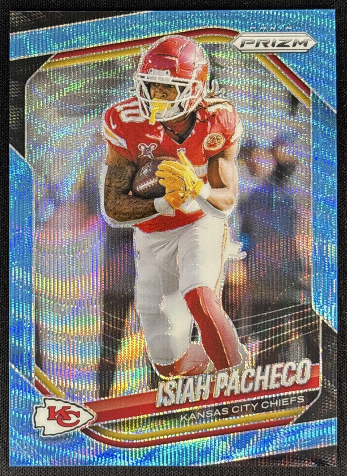 Isiah Pacheco 2025 Panini Prizm Blue Wave /230 Chiefs Sports Trading Cards