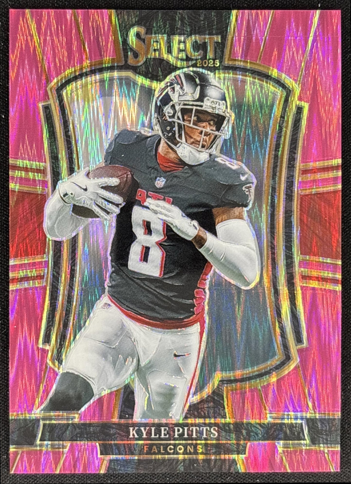 Kyle Pitts 2025 Panini Select Premier Level Pink Prizm Shock Falcons front
