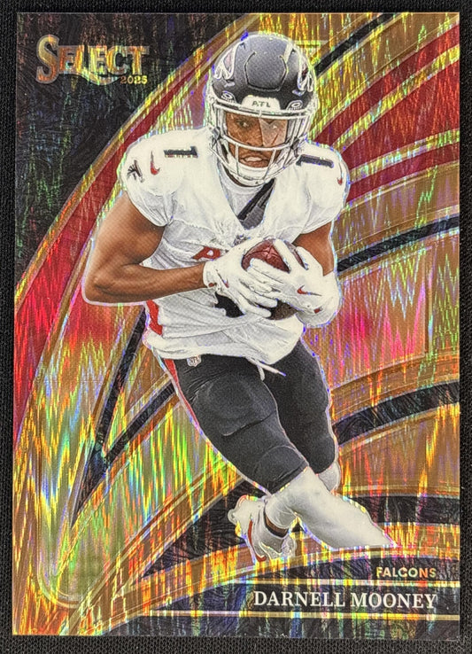 Darnell Mooney 2025 Panini Select Club Level Copper Prizm Shock /899 Falcons Sports Trading Cards