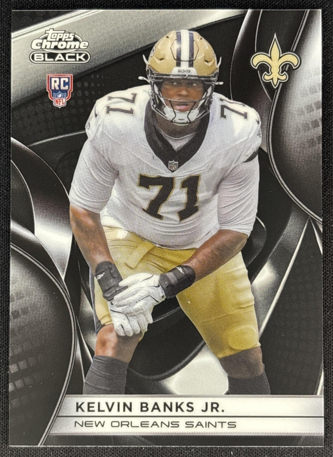 Kelvin Banks Jr. 2025 Topps Chrome Black Saints front