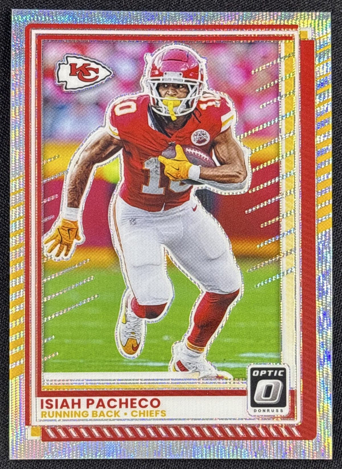 Isiah Pacheco 2025 Panini Donruss Optic Wave Prizm /300 Chiefs