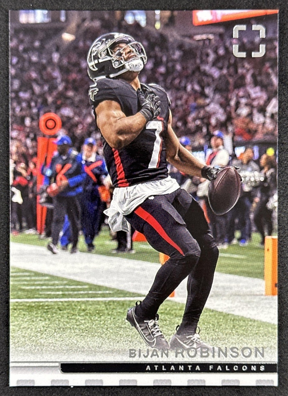 Bijan Robinson 2025 Panini PhotoGenic Falcons front