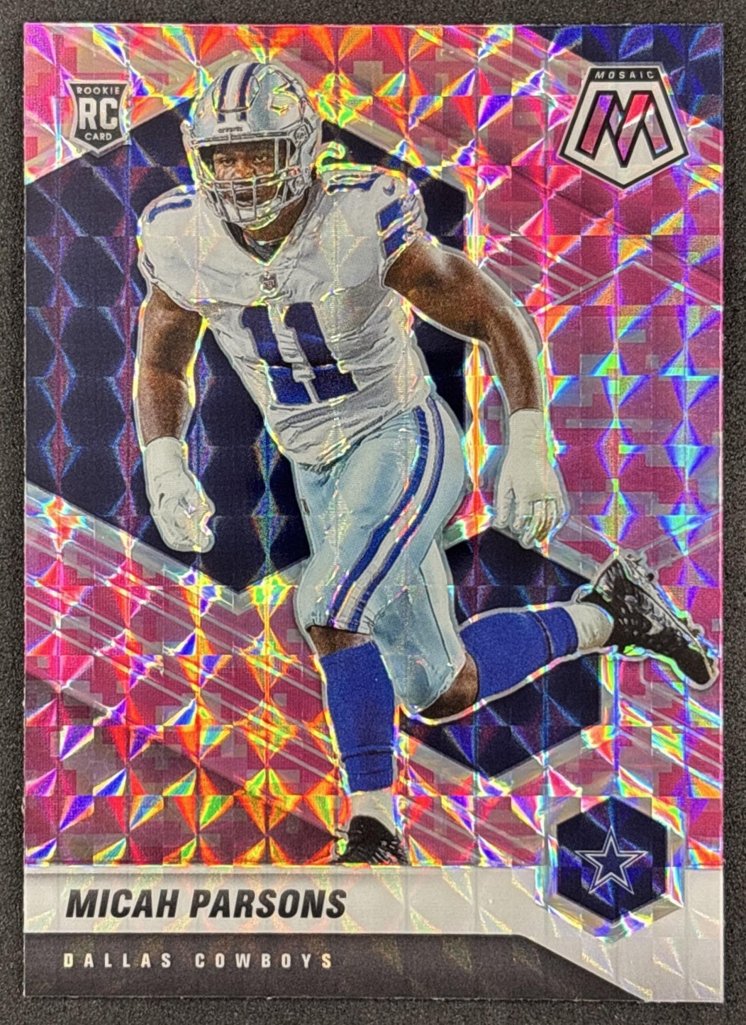 Micah Parsons 2021 Panini Mosaic Prizm Camo Pink Cowboys front