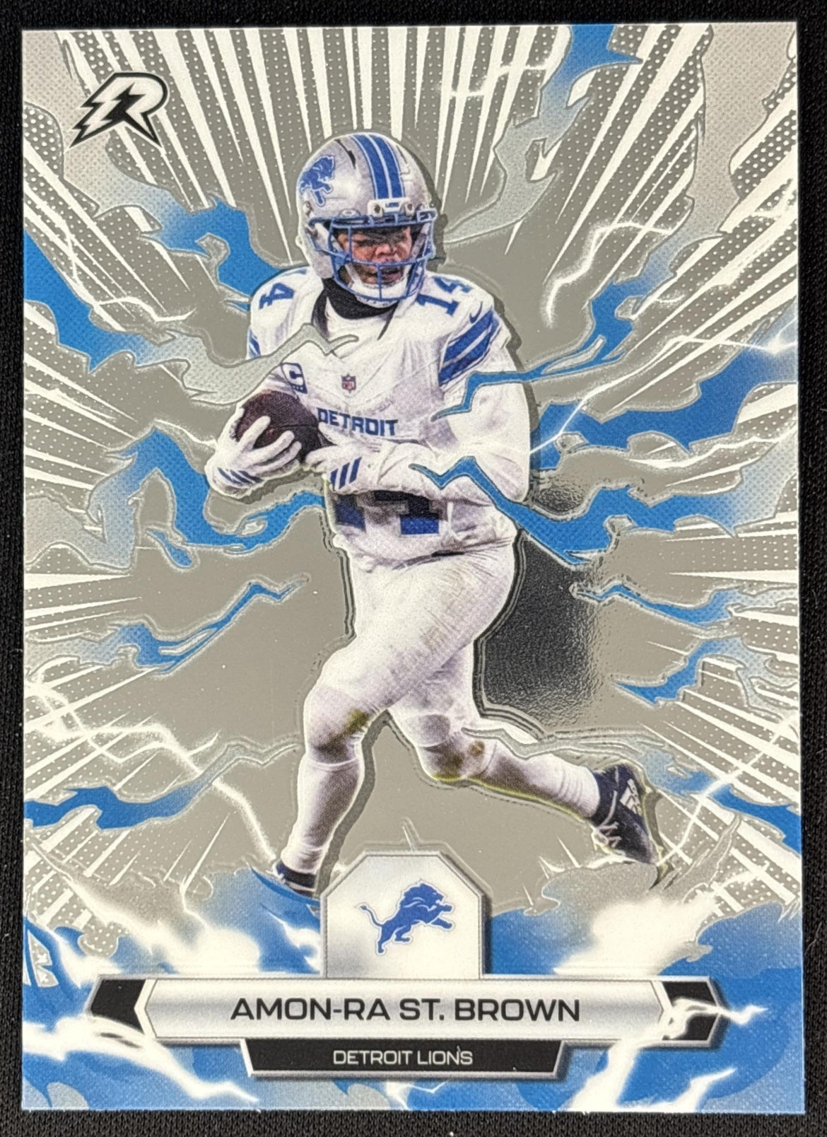 Amon-Ra St. Brown 2025 Topps Resurgence Lions Detroit Lions front