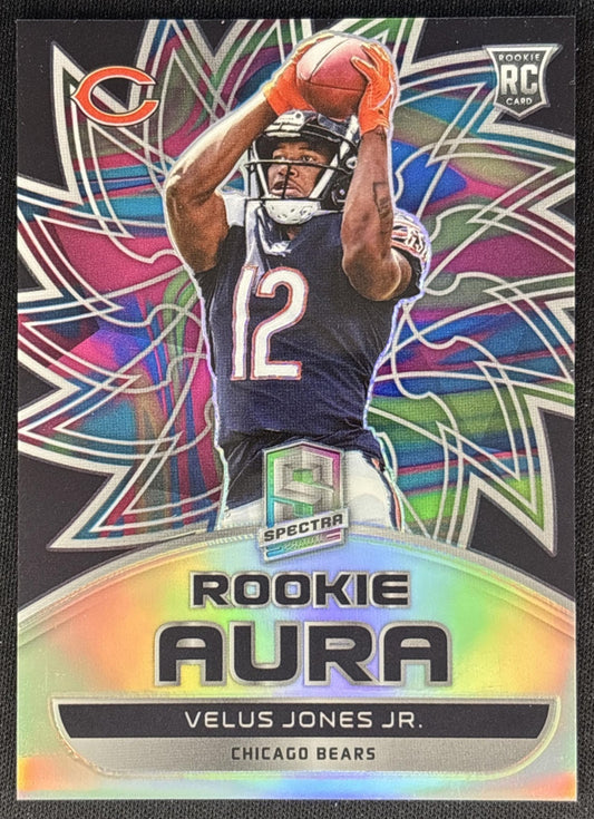 Velus Jones Jr. 2022 Panini Spectra Rookie Aura Neon Marble /4 Bears Sports Trading Cards