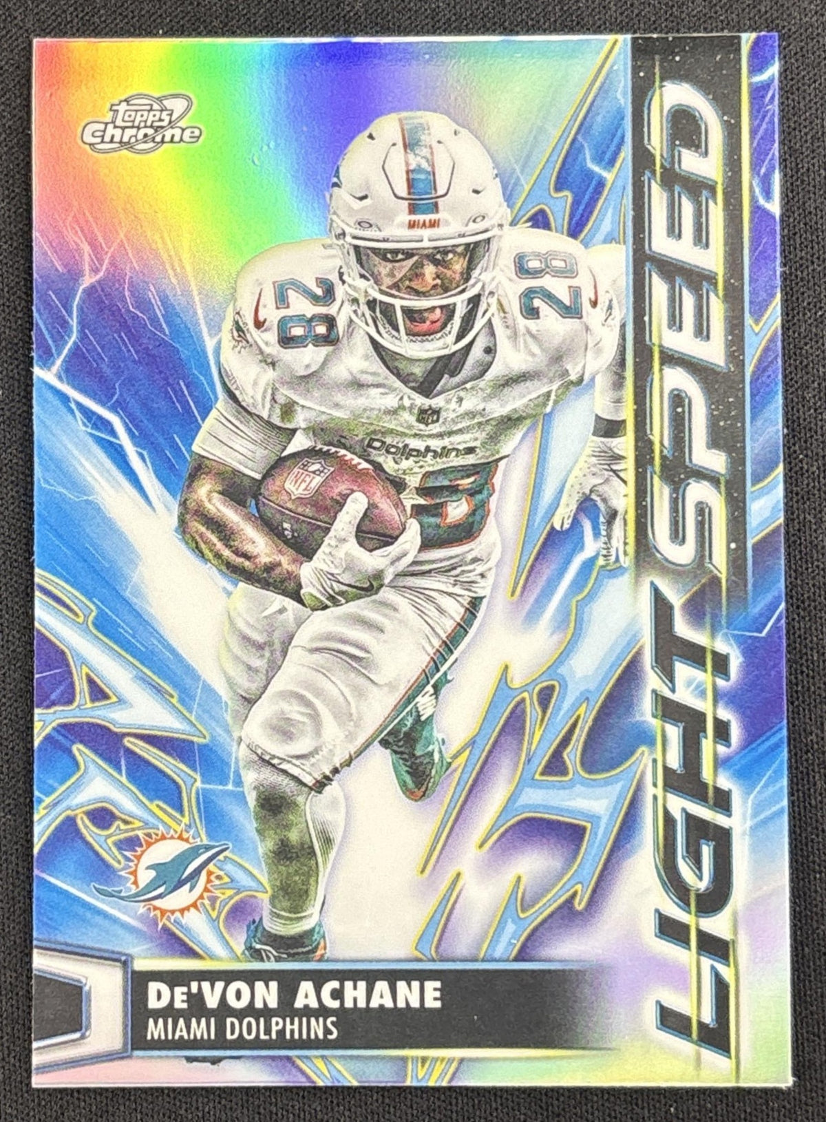 De'Von Achane 2025 Topps Cosmic Chrome Light Speed Dolphins