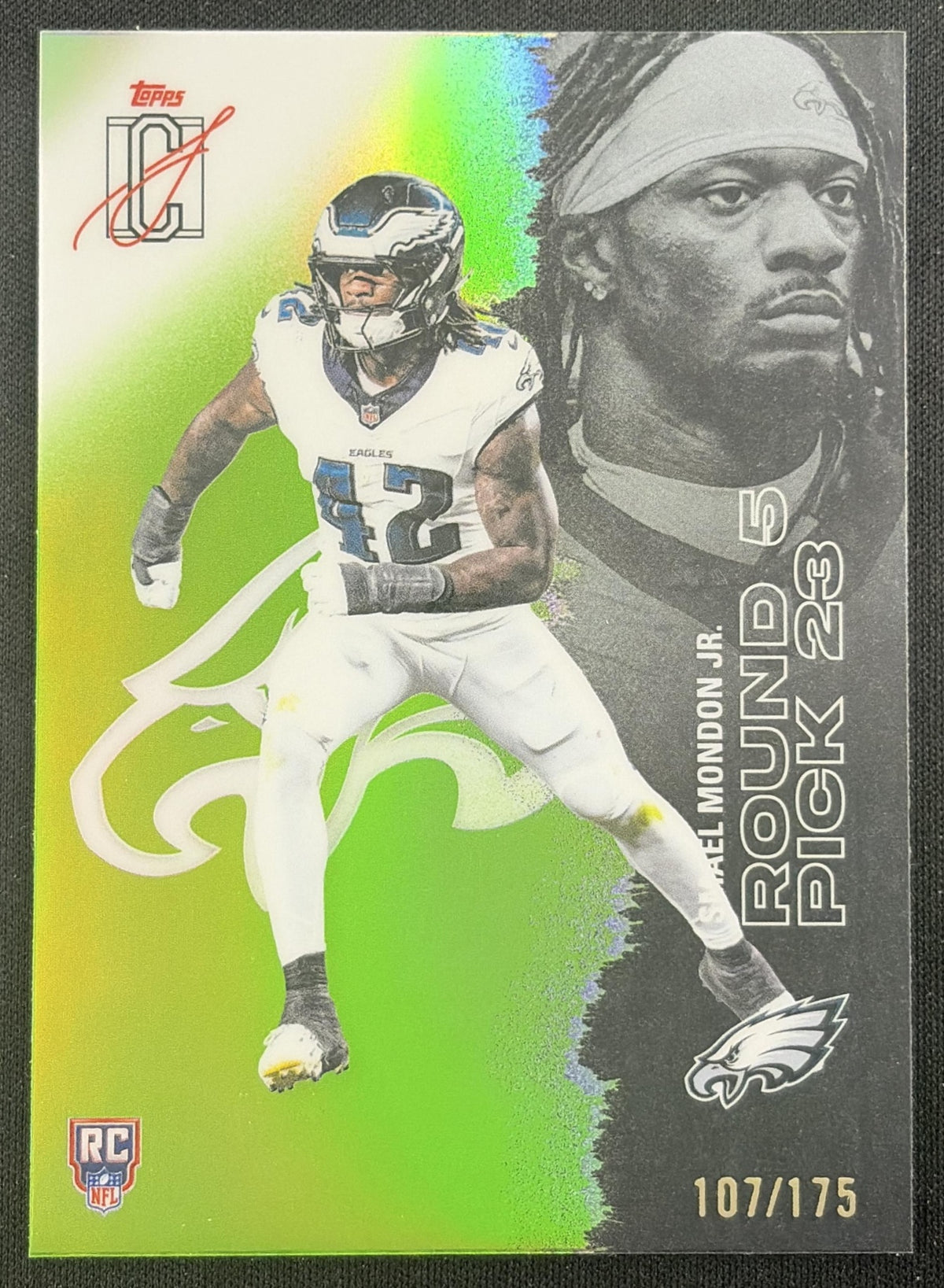 Smael Mondon Jr. 2025 Topps Signature Class Chrome Rookie Lime Refractor /175 Eagles Sports Trading Card