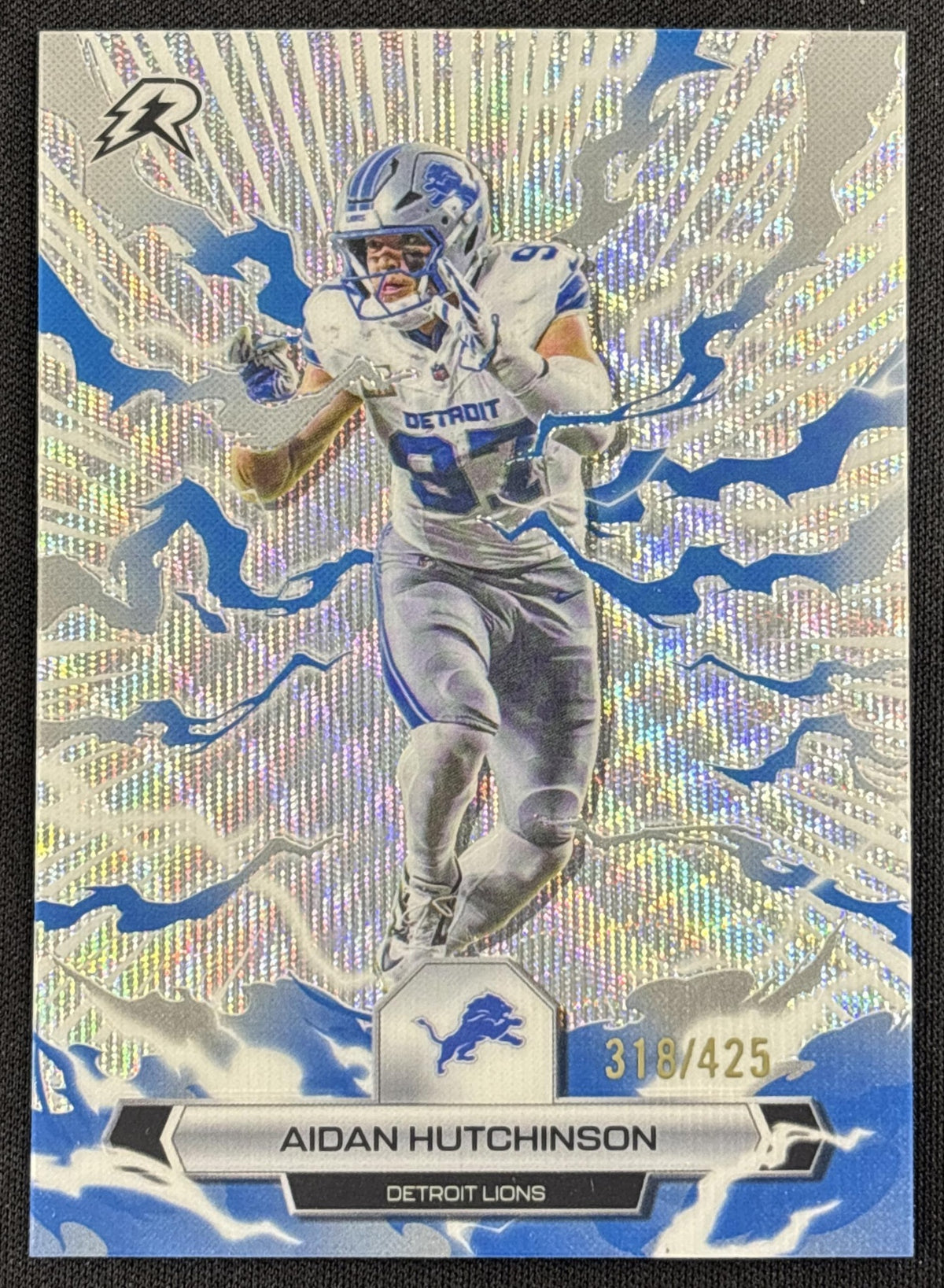 Aidan Hutchinson 2025 Topps Resurgence Surge Refractor /425 Lions