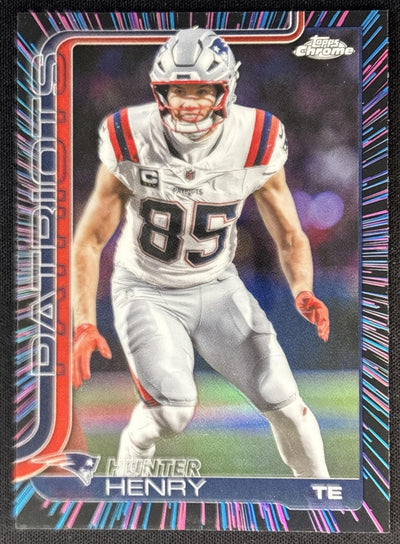 Hunter Henry 2025 Topps Chrome Neon Pulse Refractor Patriots Default Title Sports Trading Cards