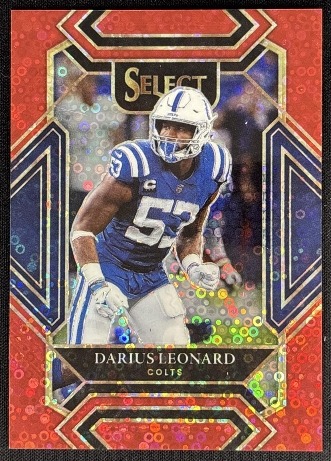 Darius Leonard 2021 Panini Select Red Prizm /49