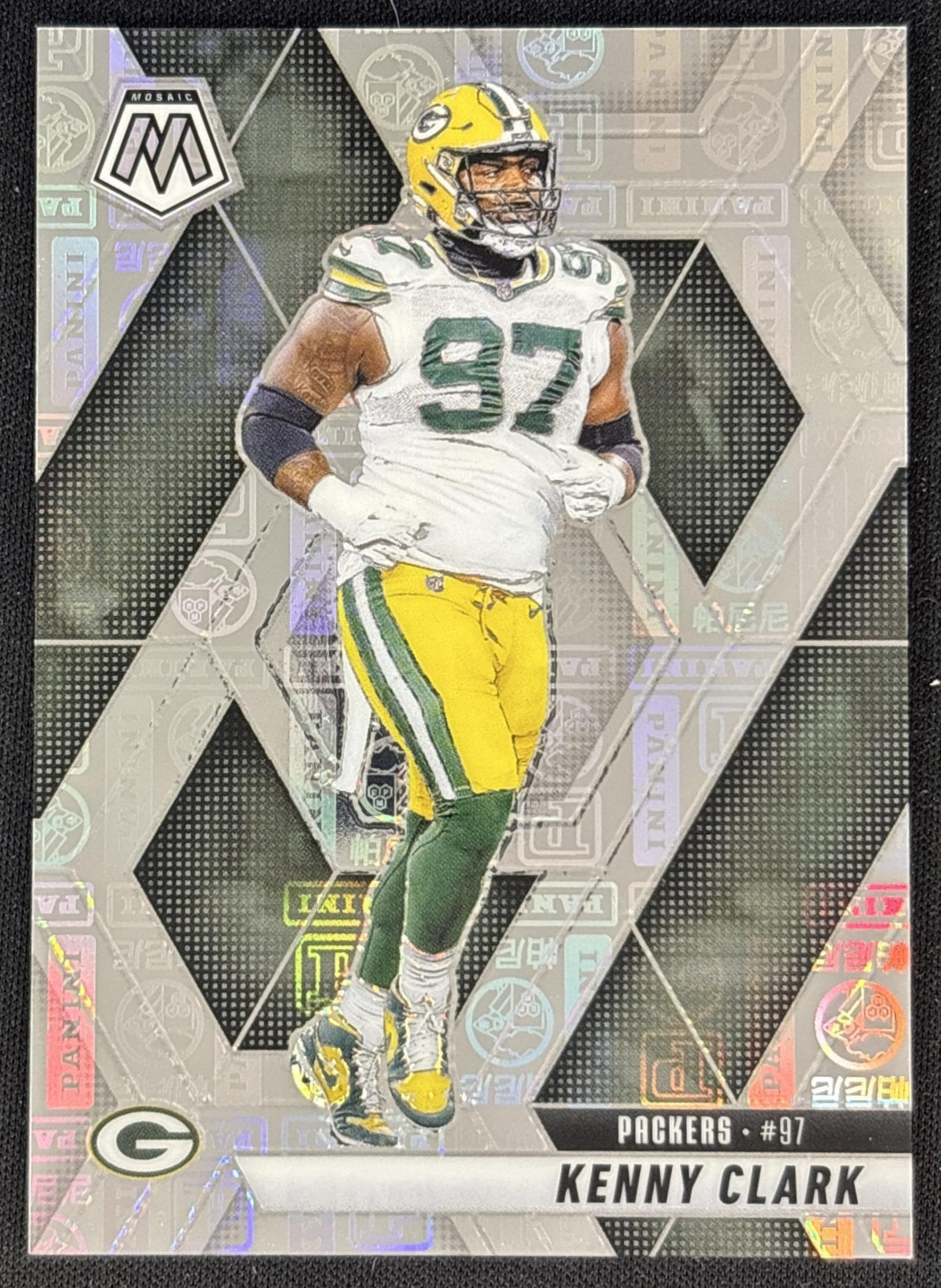 Kenny Clark 2025 Panini Mosaic Silver Knight Prizm /149 Packers front
